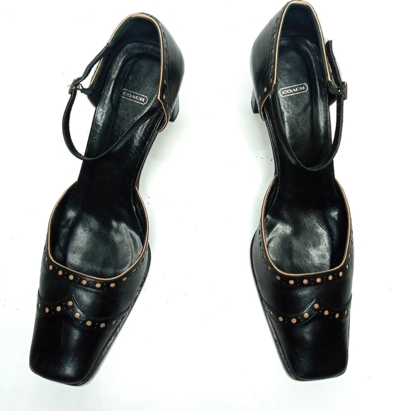 Coach Hillary Square Toe Size 8B; 3 inch Heel - Picture 5 of 10